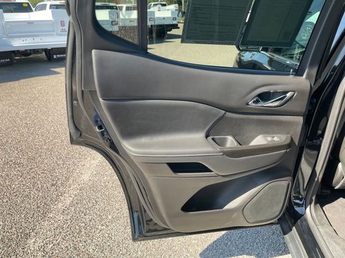 Used 2023 GMC Acadia SLT image 20