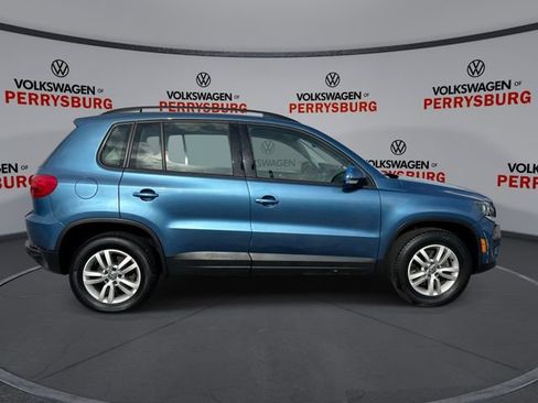 Used 2017 Volkswagen Tiguan S FWD image 9