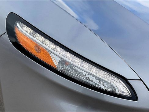 Used 2017 Jeep Cherokee Sport image 27