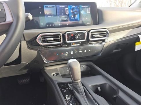 New 2026 Nissan Sentra SV w/ Floor Mat Package FWD image 10