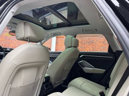 Used 2020 Audi Q3 2.0T Premium Plus w/ Premium Plus Package image 24