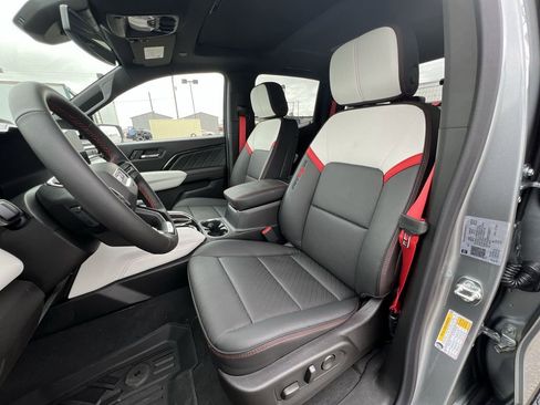 New 2026 GMC Canyon AT4X image 20