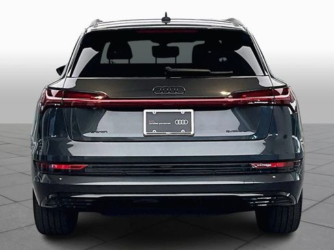 Used 2023 Audi e-tron Premium Plus w/ Premium Plus Package image 5