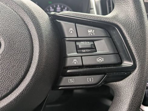 Used 2025 Subaru Crosstrek 2.5i Premium AWD/4WD image 15