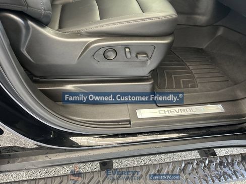 Used 2025 Chevrolet Tahoe Z71 w/ Z71 Off-Road Package image 25