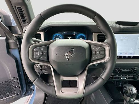 New 2025 Ford Bronco Outer Banks image 7
