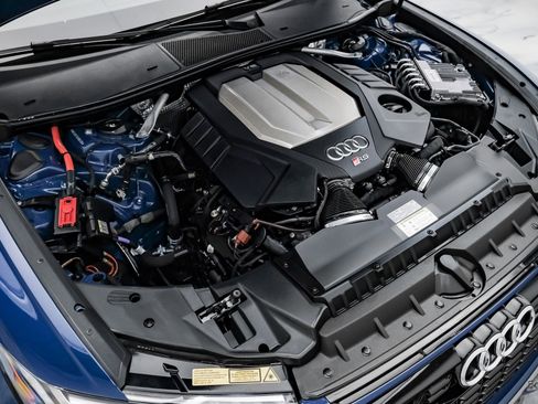 Used 2025 Audi RS 6 performance image 95