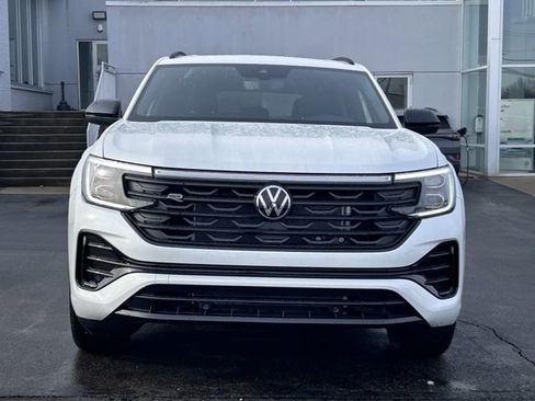 New 2026 Volkswagen Atlas Cross Sport SEL R-Line AWD/4WD image 2