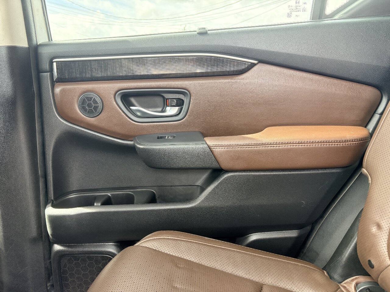 Used 2024 Honda Pilot Elite image 26
