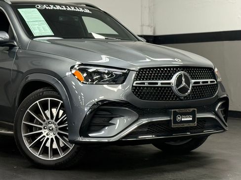 Certified 2025 Mercedes-Benz GLE 450e 4MATIC image 3