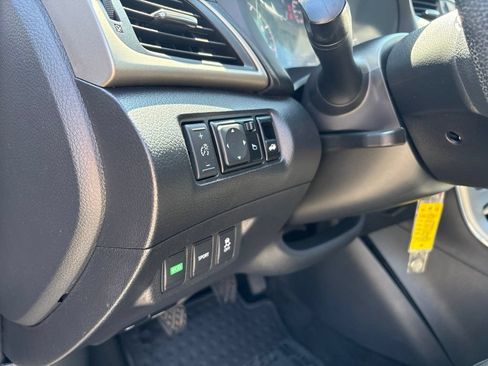 Used 2015 Nissan Sentra S FWD image 15