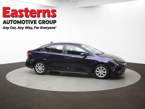 Used 2023 Toyota Corolla LE image 44