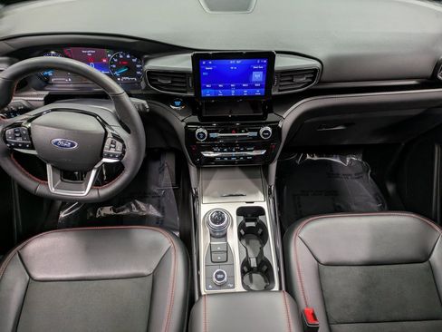 Used 2023 Ford Explorer ST-Line w/ Class IV Trailer Tow Package image 22