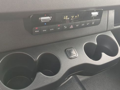 New 2025 Mercedes-Benz Sprinter 2500 image 8