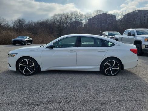 Used 2022 Honda Accord Sport image 7