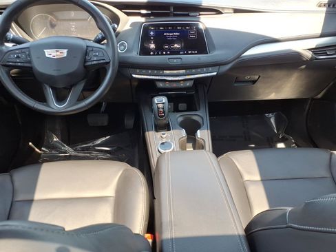 Used 2019 Cadillac XT4 Premium Luxury w/ Cold Weather Package AWD/4WD image 19