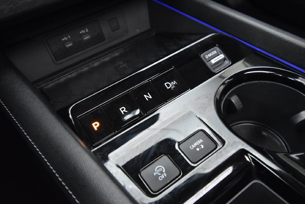 Used 2025 Nissan Murano SL AWD/4WD image 18