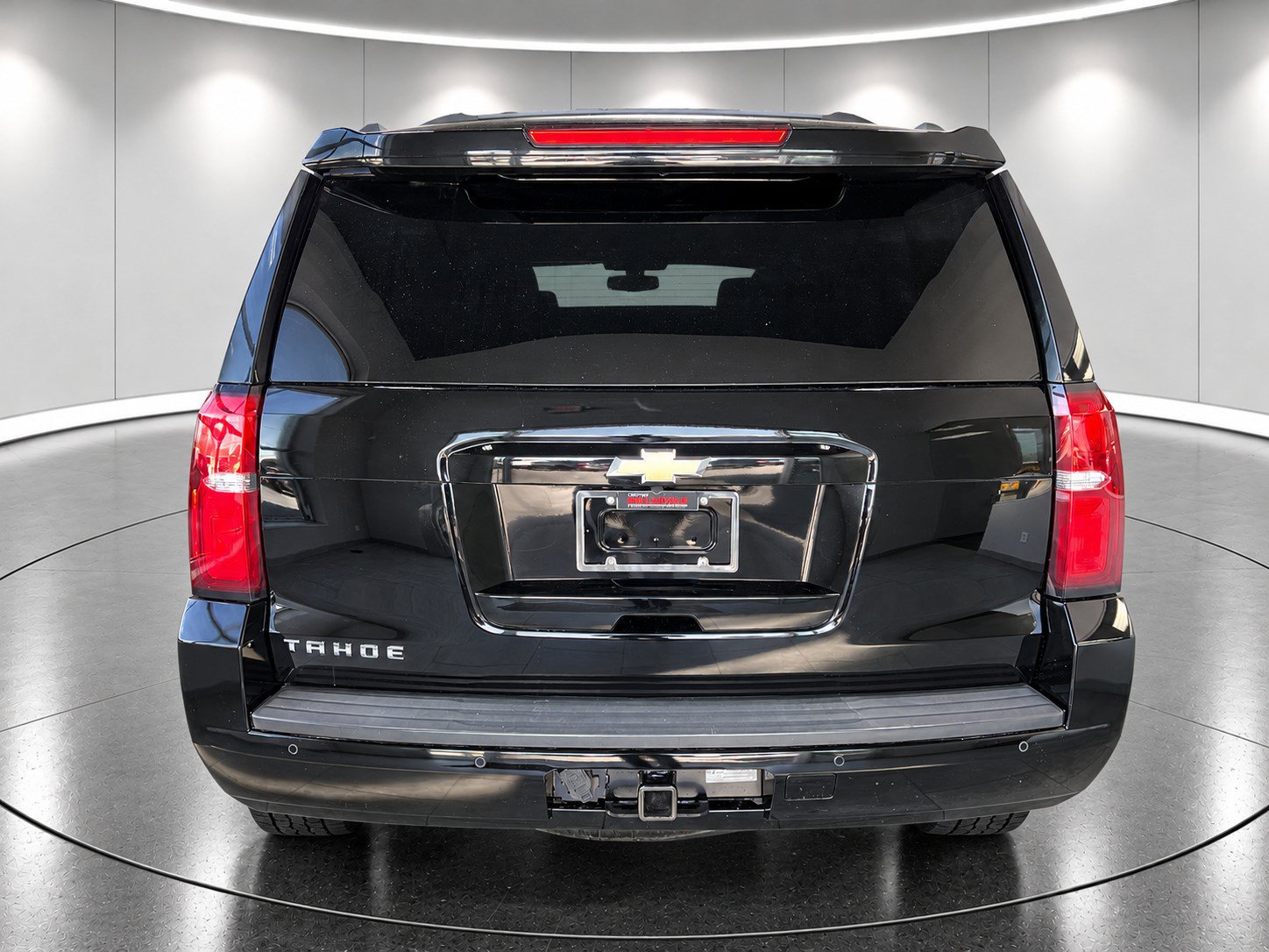 Used 2017 Chevrolet Tahoe LS w/ All-Season Package AWD/4WD image 5
