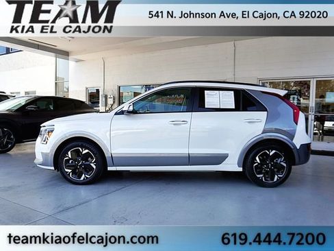 Certified 2023 Kia Niro Wave FWD image 6