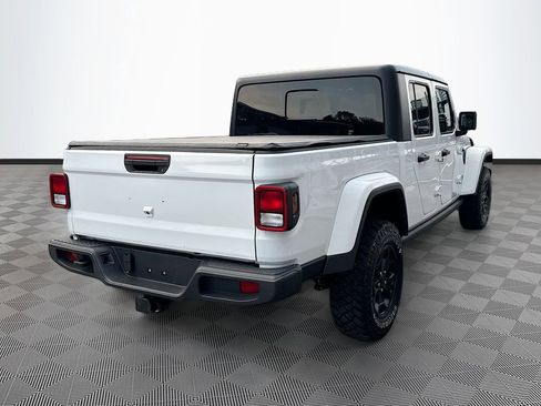 Used 2022 Jeep Gladiator Sport AWD/4WD image 6