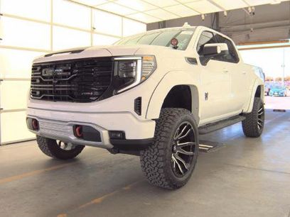 Used 2025 GMC Sierra 1500 AT4 w/ AT4 Premium Package