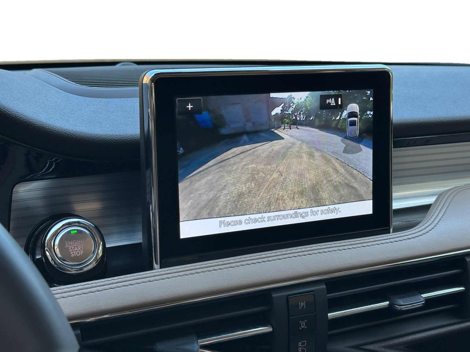 Used 2022 Lincoln Corsair FWD image 15