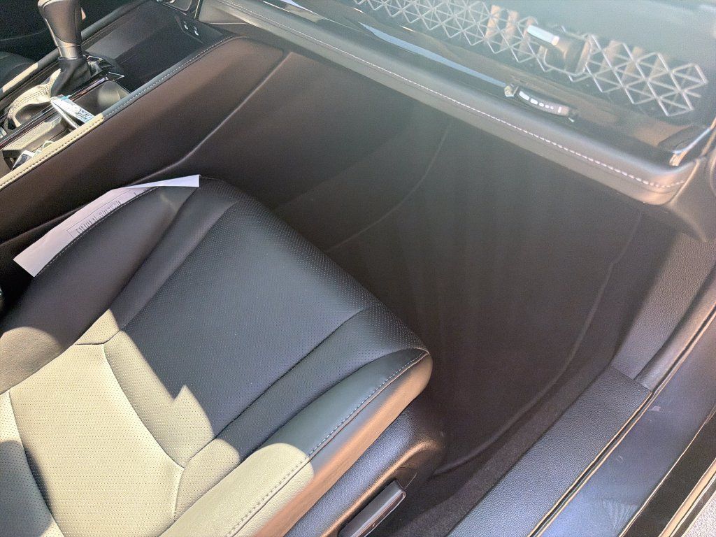 Used 2025 Honda Accord Touring image 37