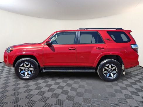 Used 2022 Toyota 4Runner TRD Off-Road Premium AWD/4WD image 9