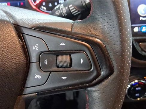 Used 2021 Chevrolet TrailBlazer RS w/ Sun and Liftgate Package image 31