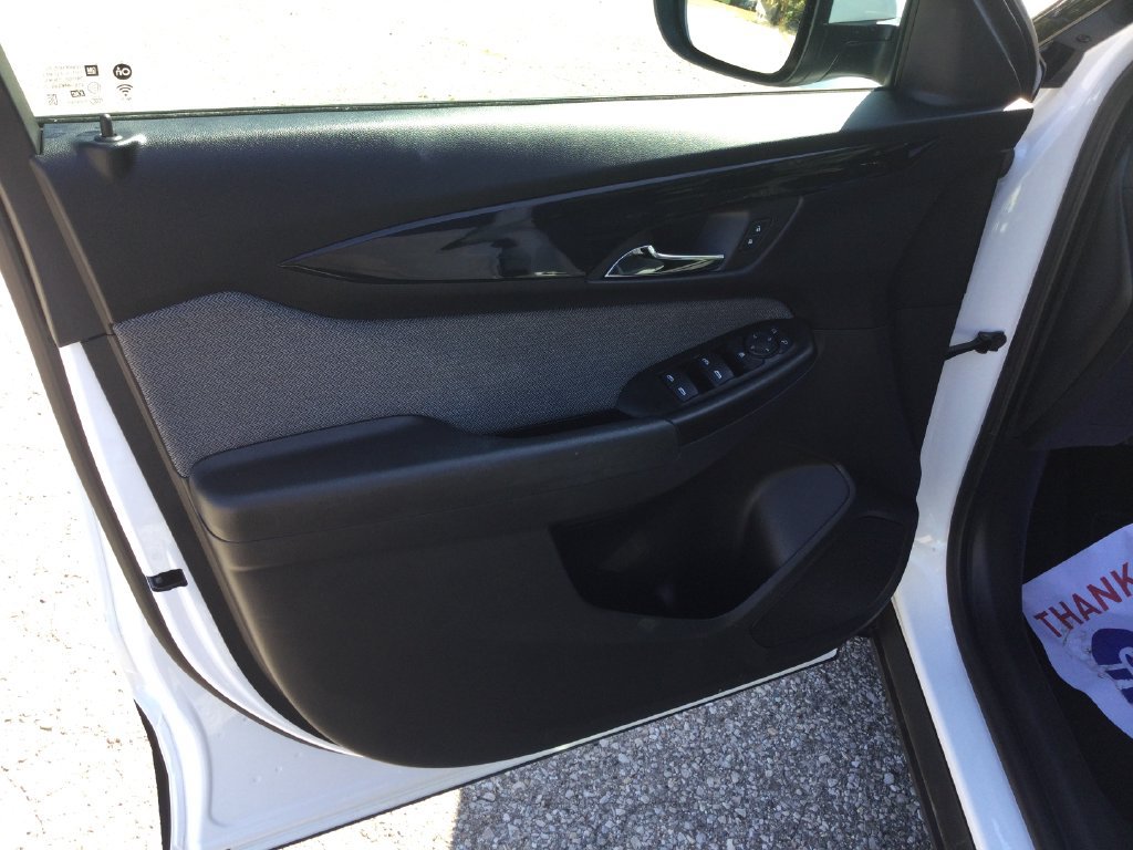 Used 2024 Chevrolet TrailBlazer LT w/ LT Cold Weather Package FWD image 10