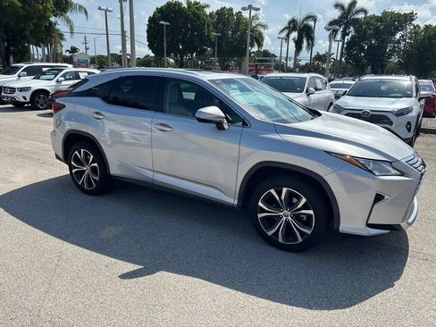 Used 2017 Lexus RX 350 FWD w/ Premium Package image 4