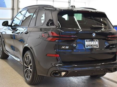 New 2026 BMW X5 xDrive40i w/ M Sport Package image 10