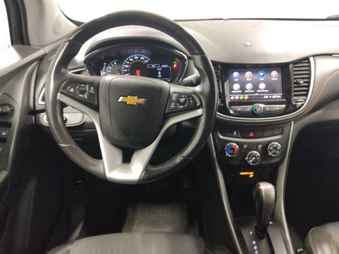 Used 2022 Chevrolet Trax LT w/ Driver Confidence Package AWD/4WD image 22