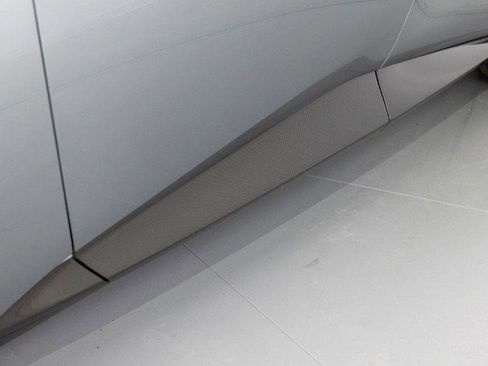 Certified 2025 Ferrari Purosangue image 33