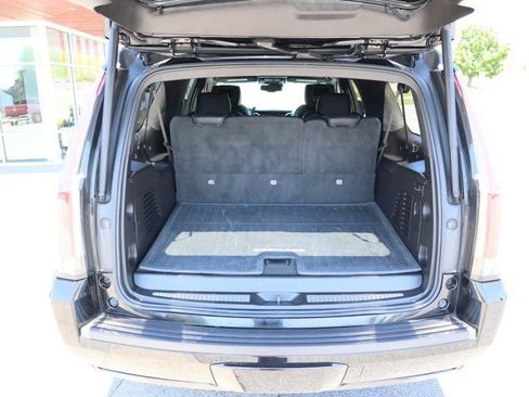 Used 2015 Cadillac Escalade ESV Platinum AWD/4WD image 20