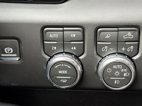 New 2026 GMC Sierra 3500 Denali image 31