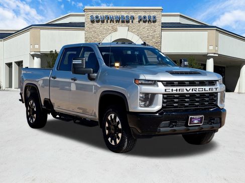 Used 2020 Chevrolet Silverado 2500 Custom w/ Custom Convenience Package image 1