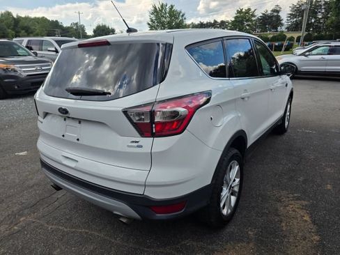 Used 2017 Ford Escape SE AWD/4WD image 5