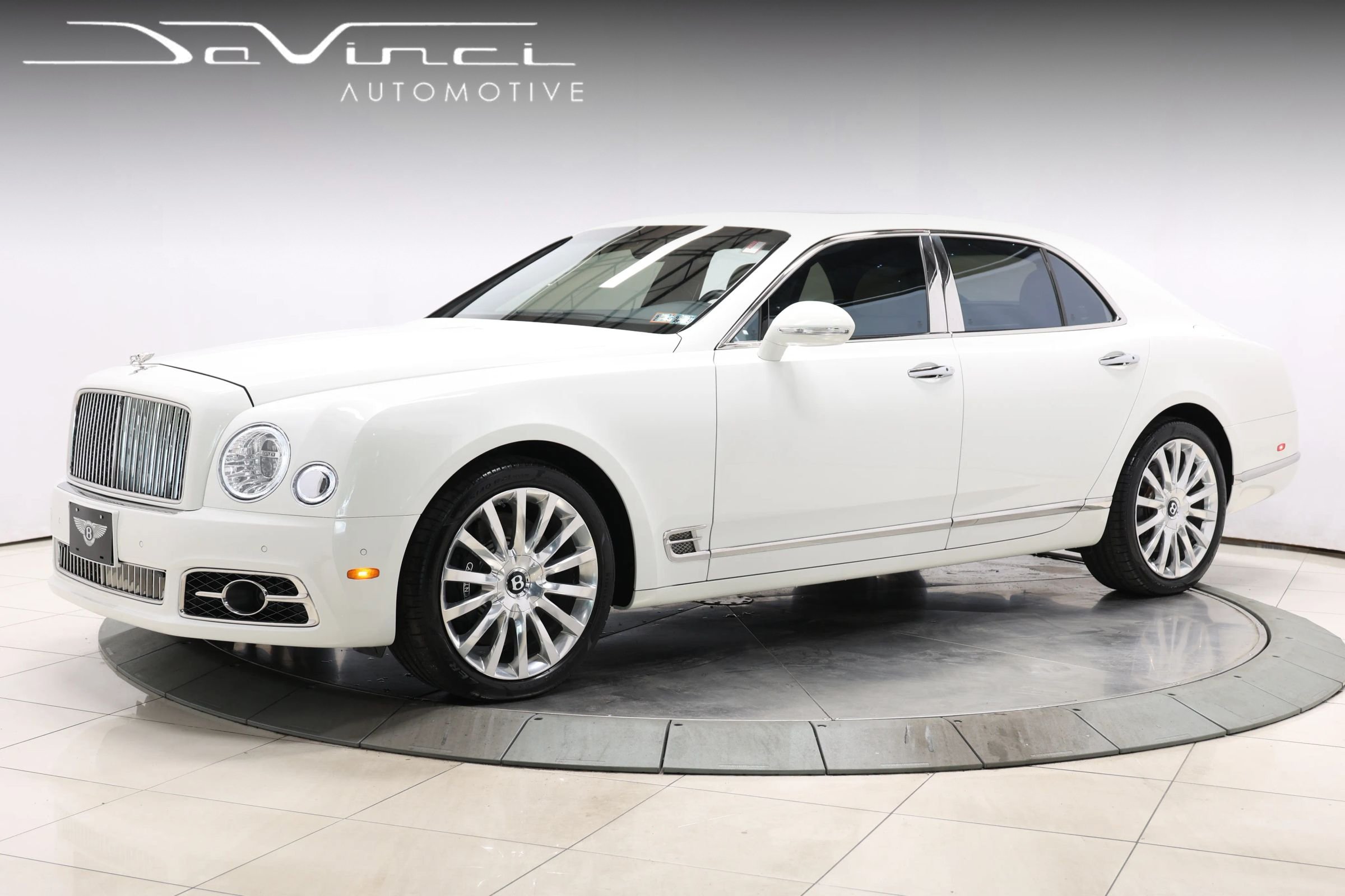 Used 2017 Bentley Mulsanne RWD image 1