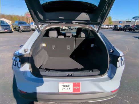 New 2025 Ford Mustang Mach-E Premium image 22