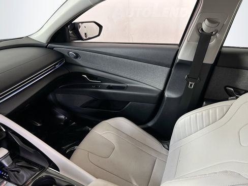 Used 2023 Hyundai Elantra Limited w/ Cargo Package image 25