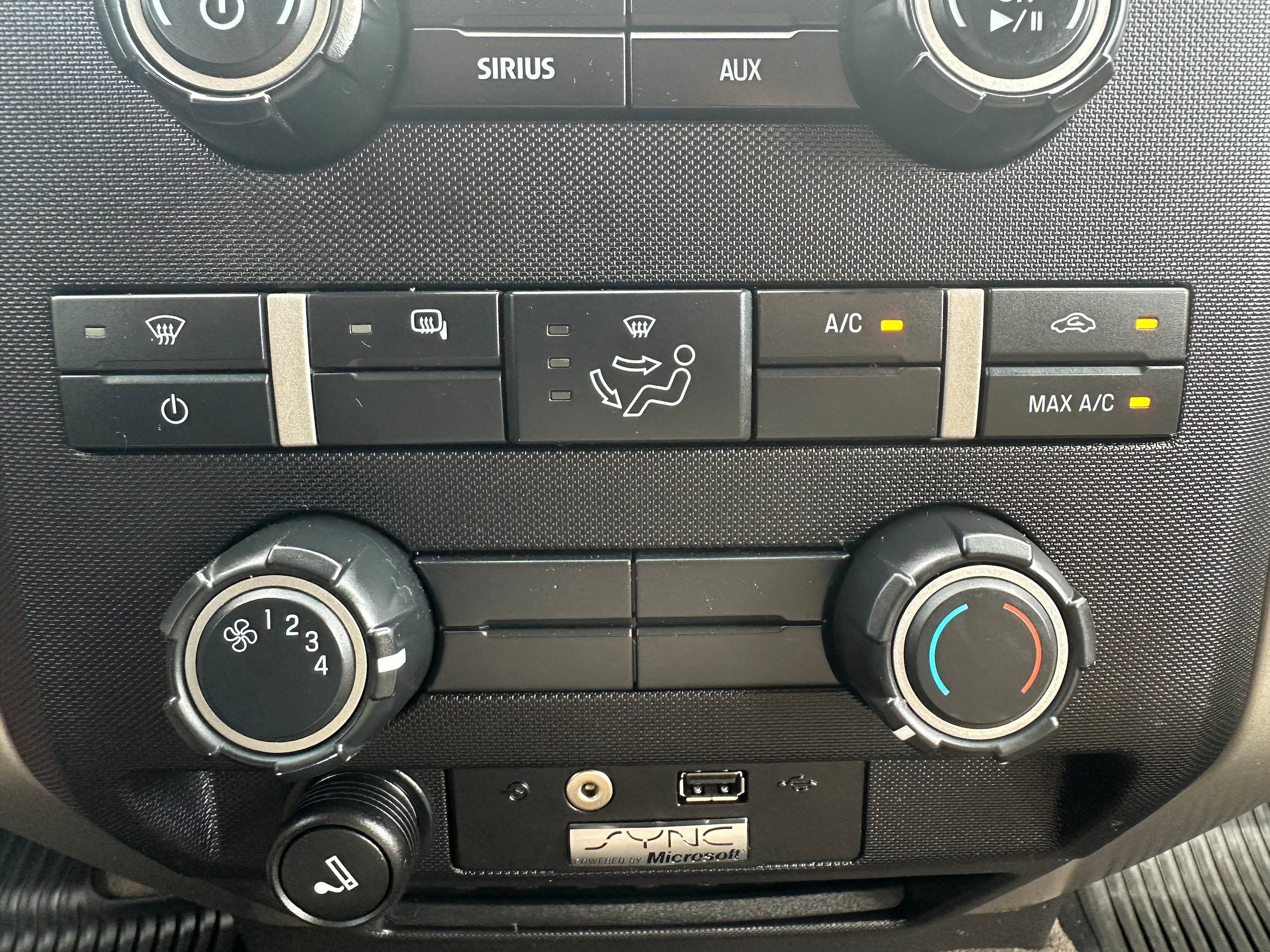 Used 2012 Ford F150 XLT w/ XLT Chrome Pkg AWD/4WD image 17