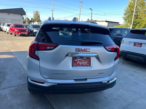 Used 2020 GMC Terrain SLT w/ Preferred Package AWD/4WD image 6
