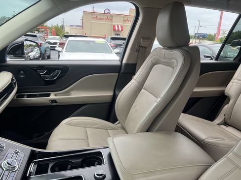 Used 2021 Lincoln Aviator Reserve w/ Equipment Group 201A AWD/4WD image 15
