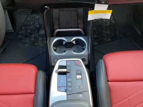 New 2025 BMW X1 xDrive28i w/ Technology Package image 19