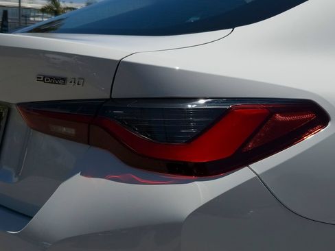 New 2026 BMW i4 eDrive40 w/ Parking Assistance Package RWD image 5