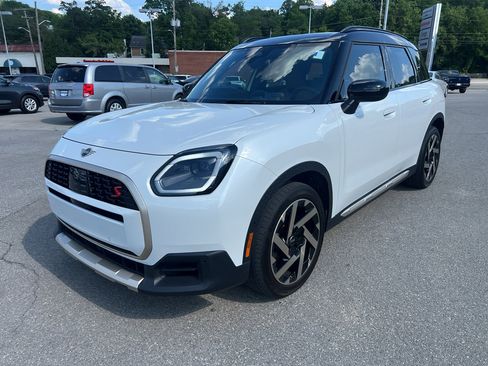 Used 2025 MINI Cooper Countryman S AWD/4WD image 1