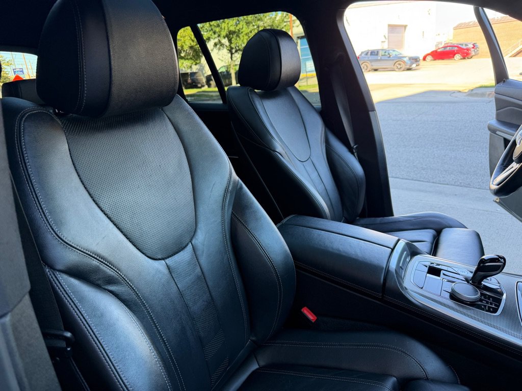 Used 2019 BMW X5 xDrive40i w/ M Sport Package AWD/4WD image 30