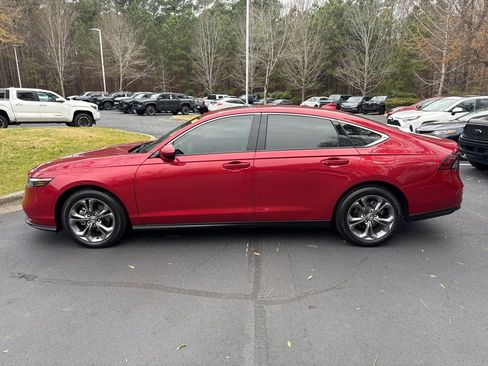 Used 2023 Honda Accord EX image 14