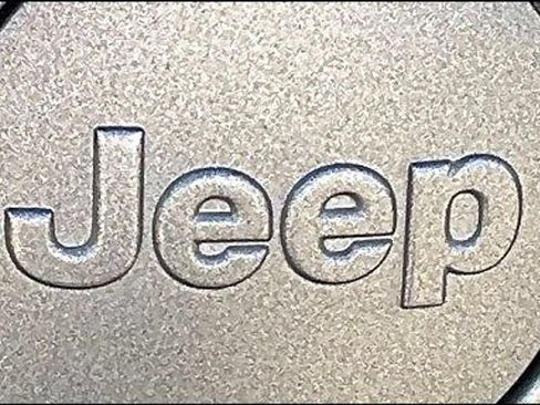 Used 2018 Jeep Wrangler Unlimited Sport AWD/4WD image 24